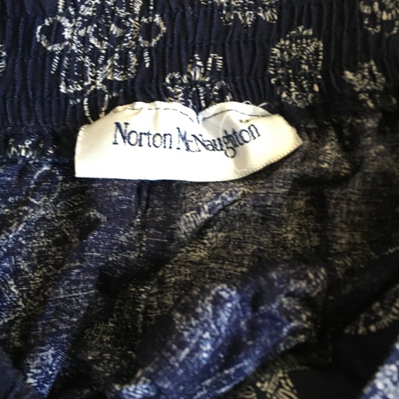 Vintage 80s Norton McNaughton Navy Blue White Medallion Rayon Midi Skirt M L - Picture 2 of 7